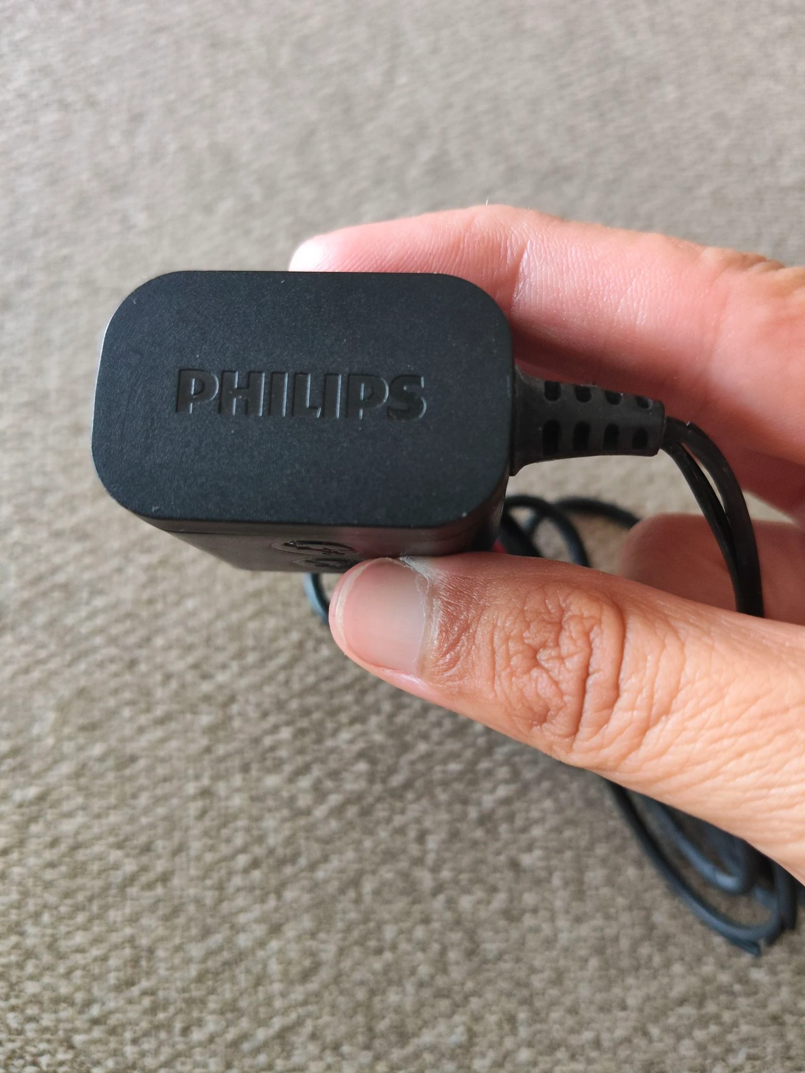 Philips-elektrische scheermachine voor heren met 3 precisiekoppen + oplader – photo 2